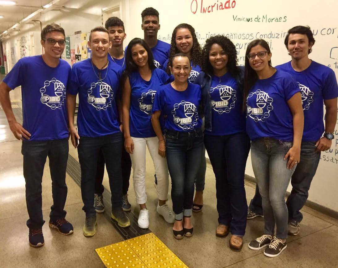 Bolsistas do PIBID Uniube se destacam com apresentações de trabalho