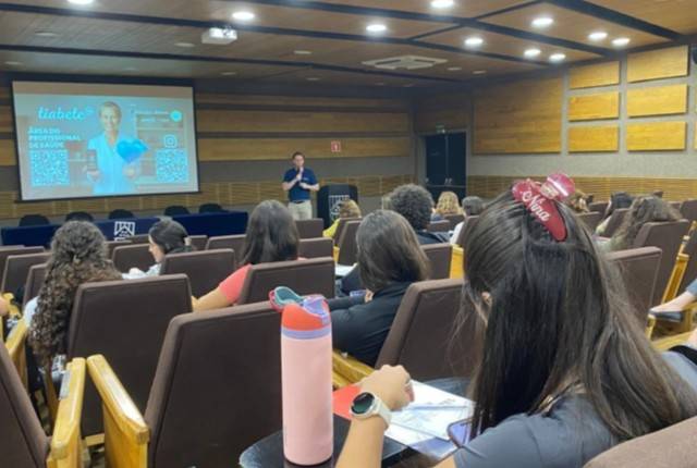 XIV Jornada de Atualização em Diabetes Mellitus do Triângulo Mineiro é realizada na Uniube